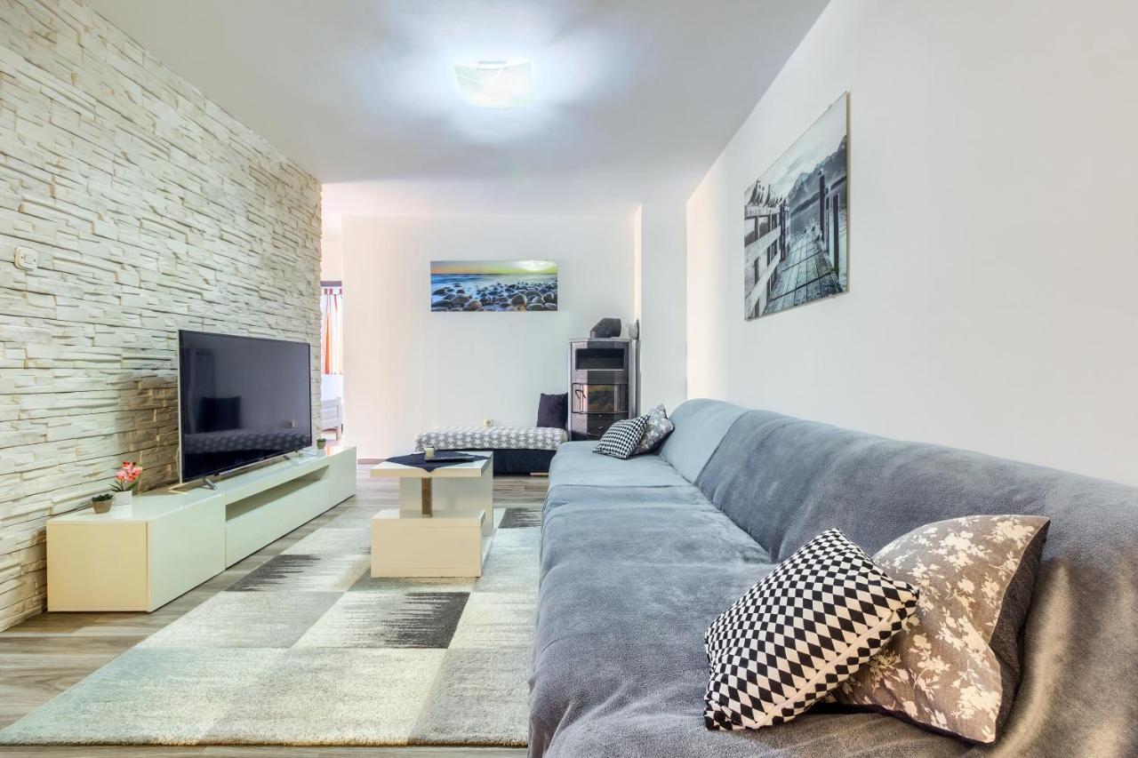 Apartmani Rialto Kakma Zewnętrze zdjęcie