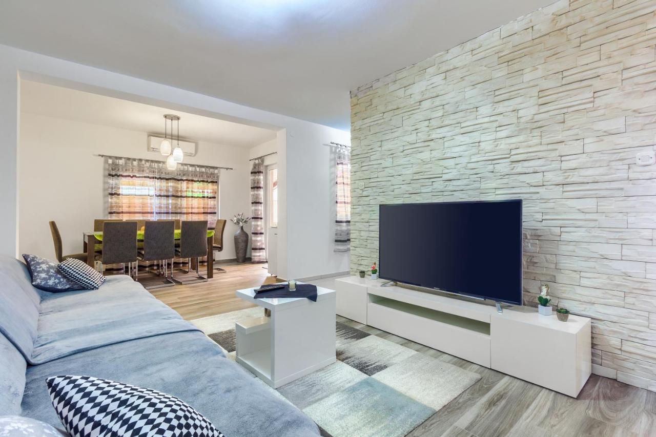 Apartmani Rialto Kakma Zewnętrze zdjęcie